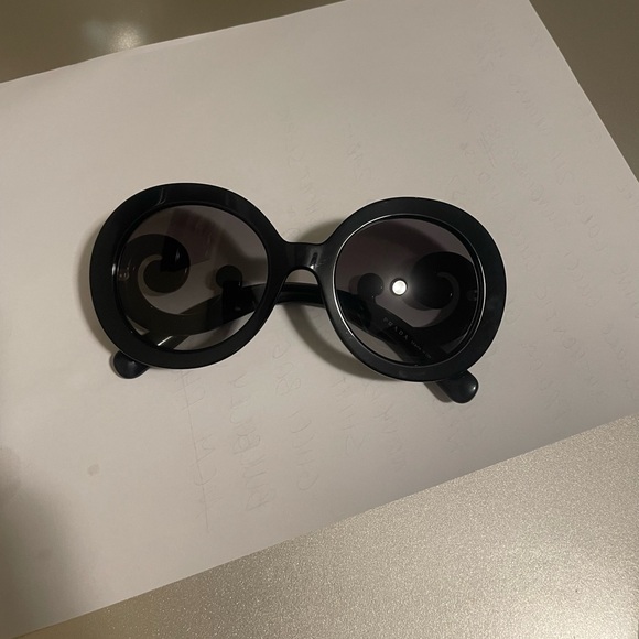 Prada Oversized Sunglasses - Picture 1 of 4